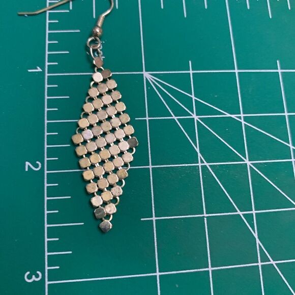 Lot 2 pair gold silver dangling mesh earrings pierced 2.5” long - Picture 2 of 8